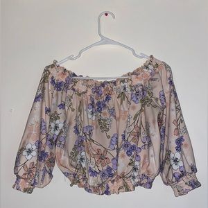 Floral short sleeved Crop top, size medium